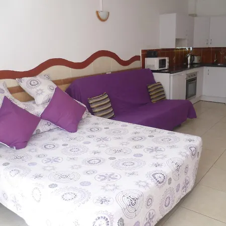 Elana With Free Wifi Appartement *