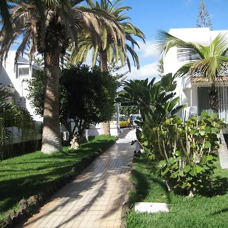 Elana Apartment With Free Wifi