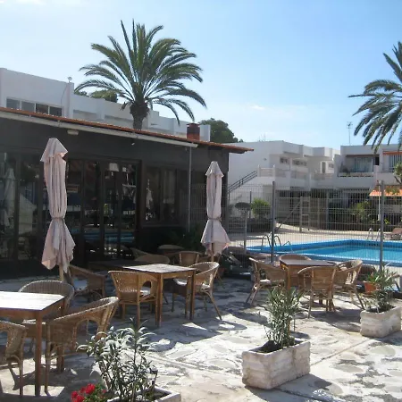 Elana Apartment With Free Wifi Lejlighed