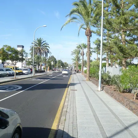 Elana Apartment With Free Wifi