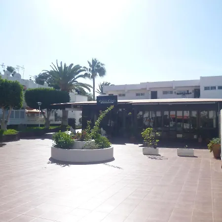 Elana Apartment With Free Wifi *