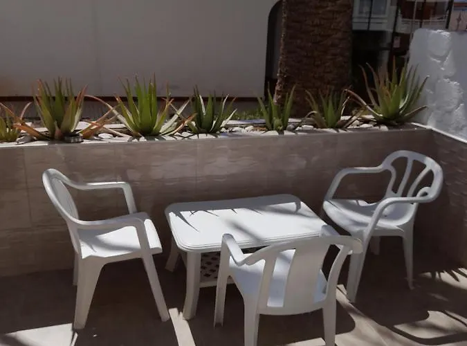 Elana With Free Wifi Appartement *