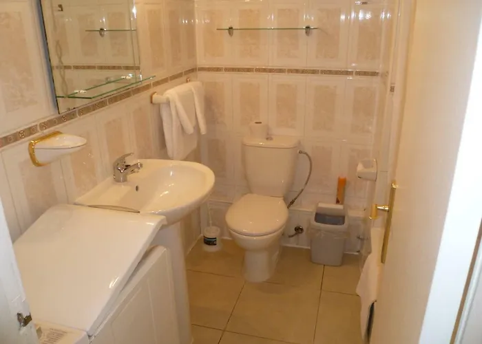 Elana Apartment With Free Wifi *