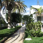 Elana Apartment With Free Wifi